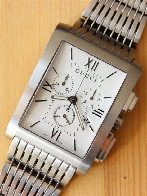 GUCCI Model Number: 8600M Metro Chronograph .